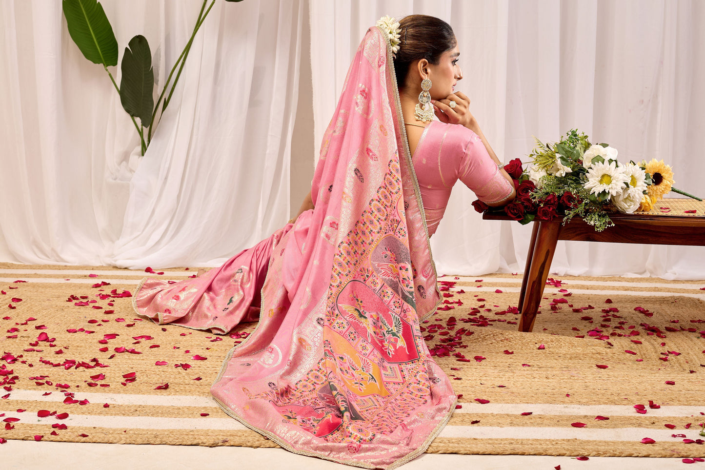 Elegant Soft Pink Woven Silk Saree with Classic Traditional Patterns, Designer Border and Luxurious Pallu