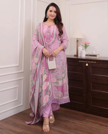 Lilac Muslin Floral Digital Printed Pakistani Kurti Pant Dupatta Set
