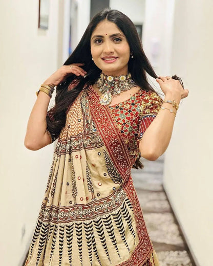 Heavy Muslin Digital Print Mirror Work Navratri Chaniya Choli