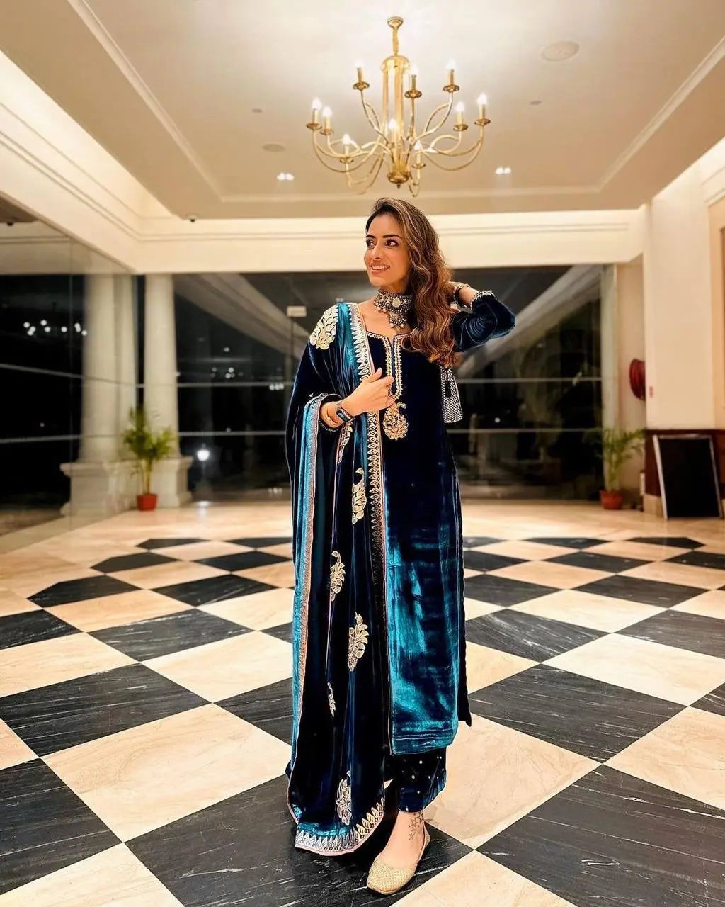 Heavy Embroided Velvet Kurti Pant Dupatta Set (Stitched)