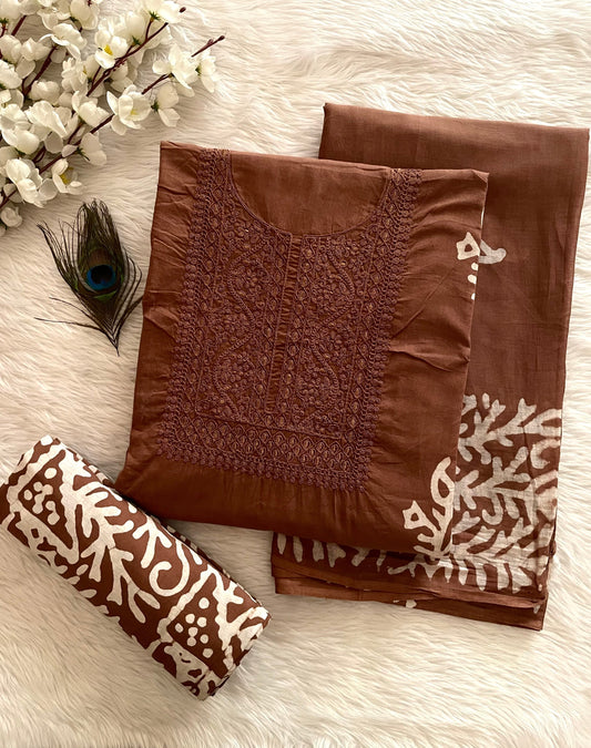 Lakhnavi Thread Work Block Print Batik Dress Material (Unstitched)