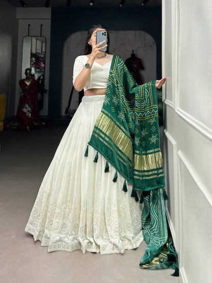Ethenika Originals Georgette Lakhnavi Mirror work White Concept Chaniya Choli