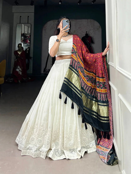 Ethenika Originals Georgette Lakhnavi Mirror work White Concept Chaniya Choli