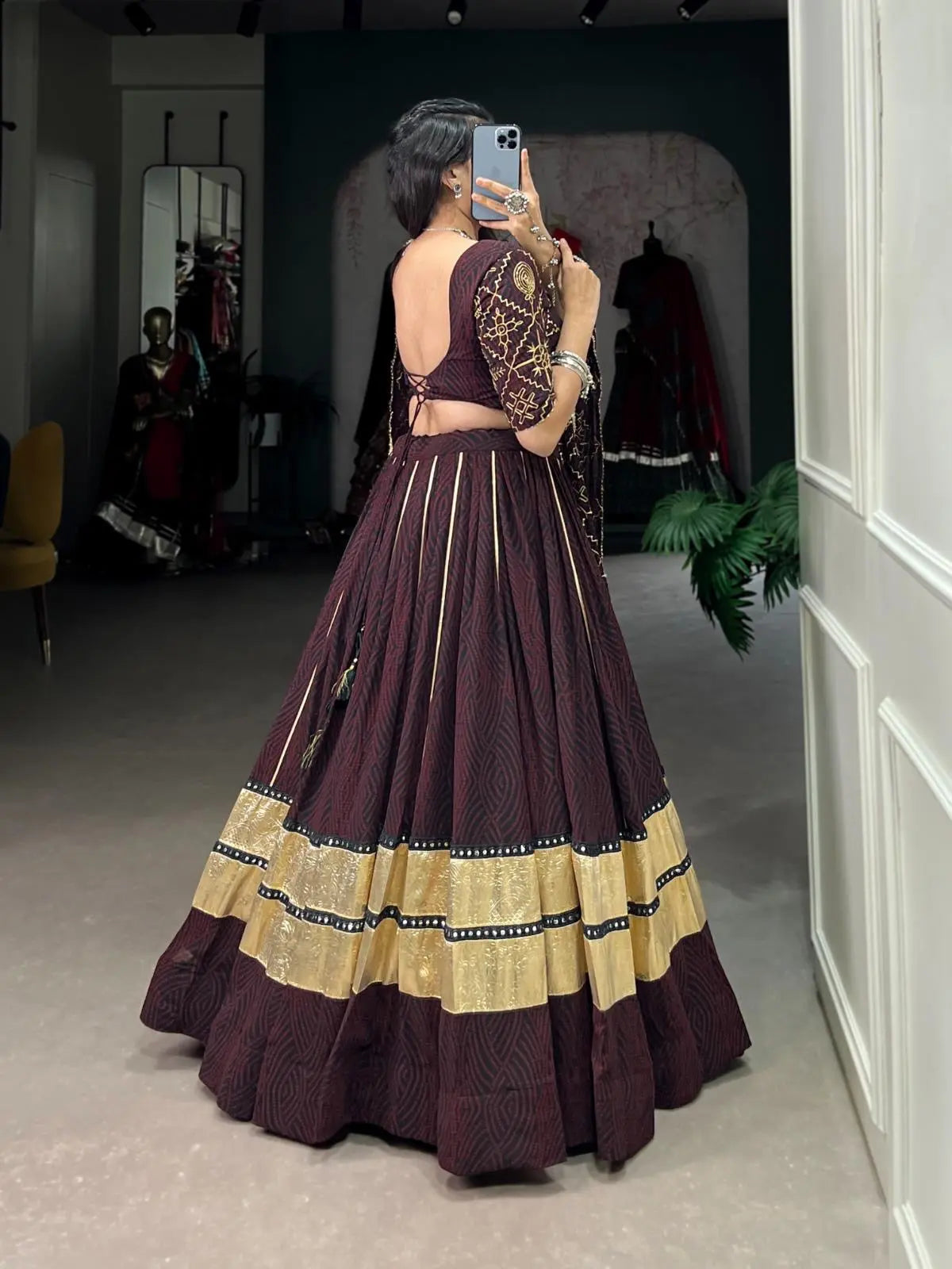 Georgette Bandhej Print with Embossed Print Mirror Work Designer Chaniya Choli (Ready to Wear)with Purse