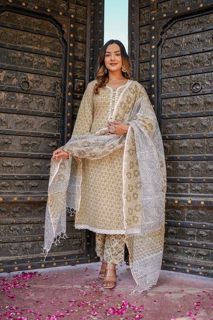 Prakriti Kamal Delight Suit Set - Doriya