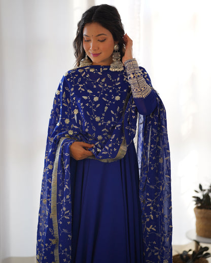 Salini's Beutifull Fancy Anarkali Suit Set