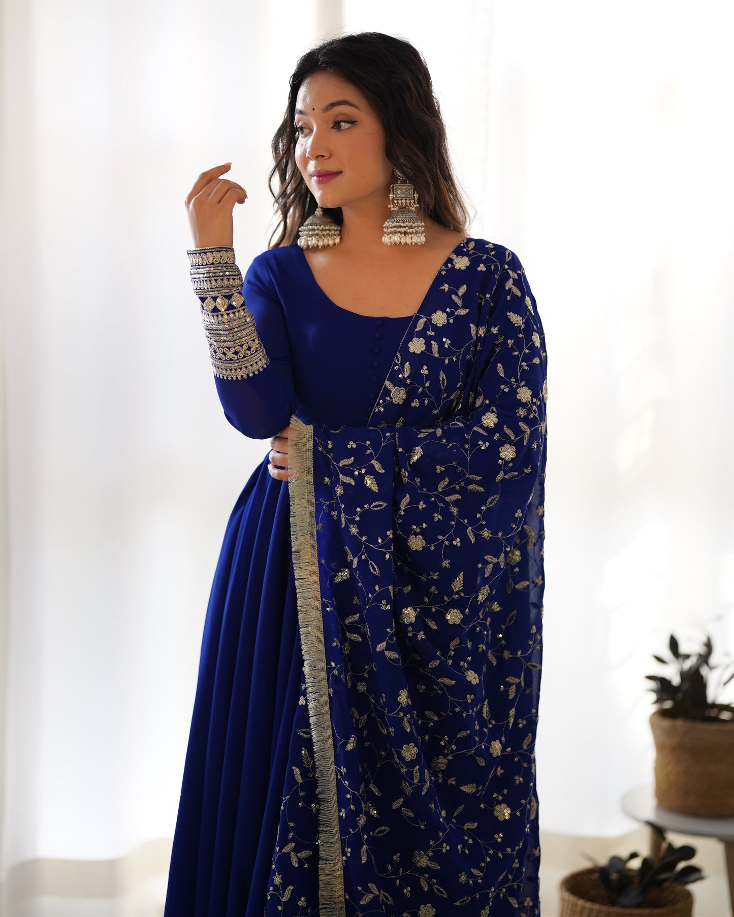 Salini's Beutifull Fancy Anarkali Suit Set