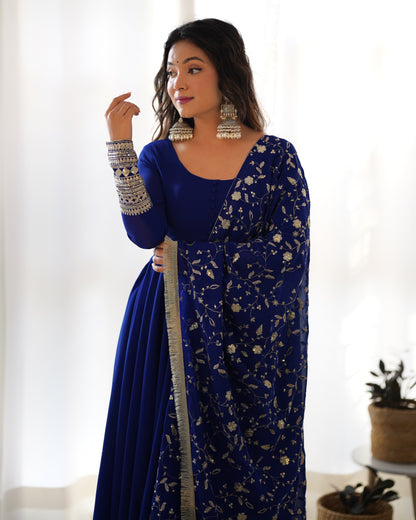 Salini's Beutifull Fancy Anarkali Suit Set