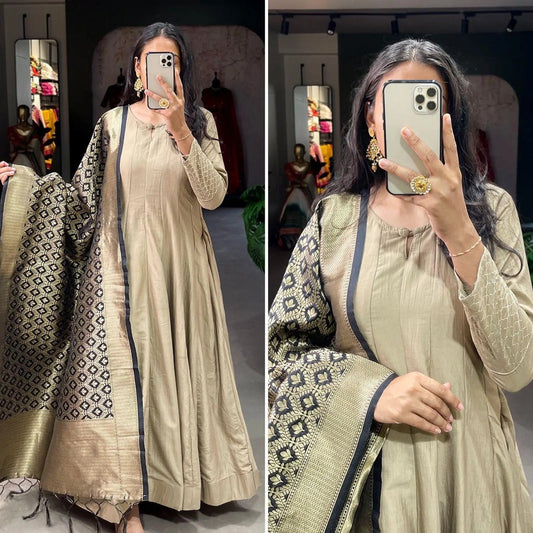 Label shri gown with zari weaving Dupatta Gown Fully Stitched