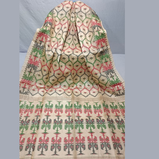 Traditional Kanchipuram Saree in Beige with Fine Weaving
