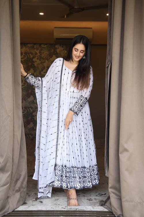 Aditi's White Anarkali Suit Set