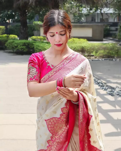 Pink Pure jacquard Silk Saree with Attractive Tassels