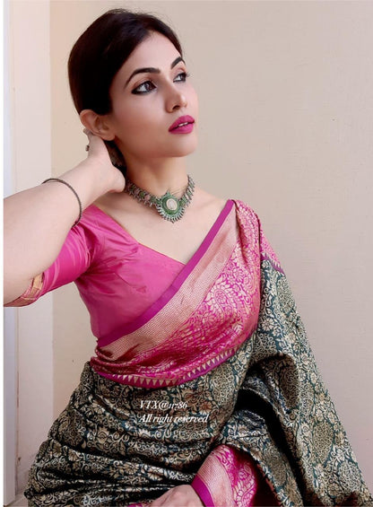 Pink Kanchipuram Silk Saree with Golden Weaving Zari Borders