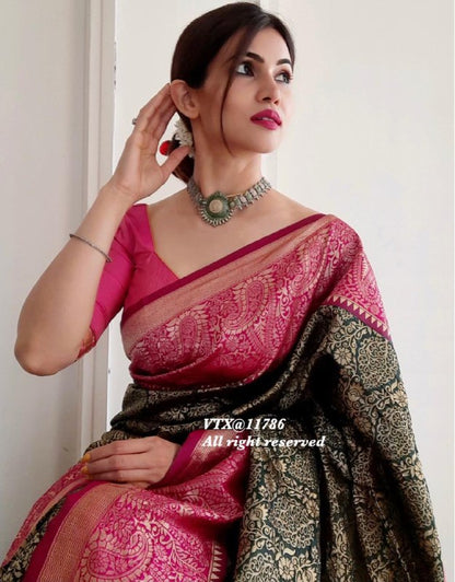 Pink Kanchipuram Silk Saree with Golden Weaving Zari Borders