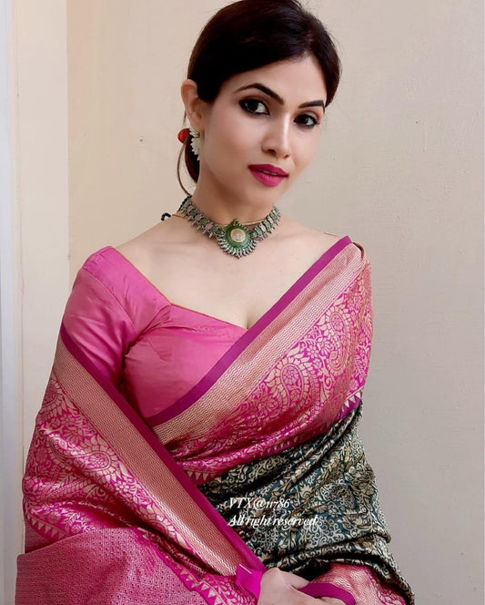 Pink Kanchipuram Silk Saree with Golden Weaving Zari Borders