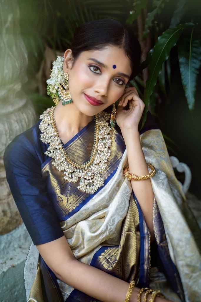 White Banarasi Soft Silk Saree with Jacquard Border