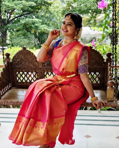 Kanchipuram Banarasi Saree with Golden Weaving Zari Thread Borders