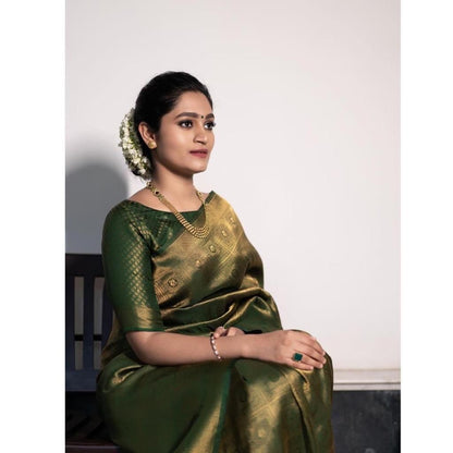 Green Banarasi Jacquard Saree with Zari Woven Pattern