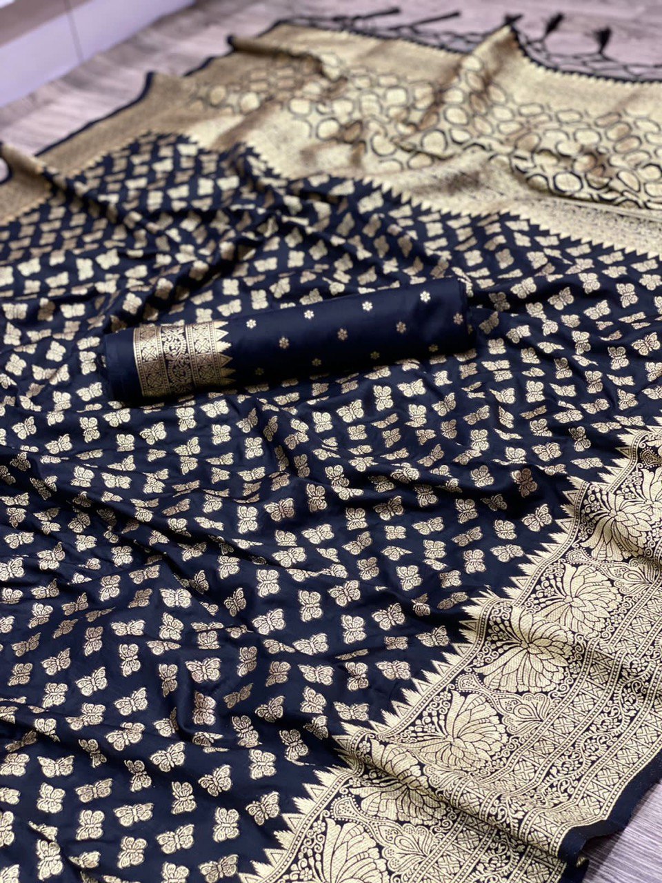 Paithani Pure Soft Silk Saree with Zari Work Pallu