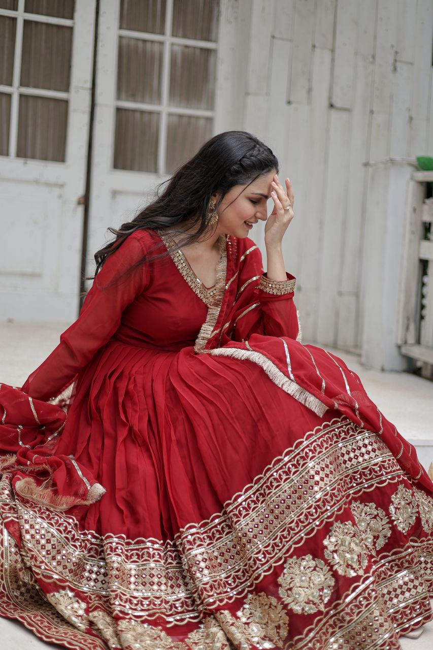 Sandhiya Red Premium Quality Anarkali Suit Set