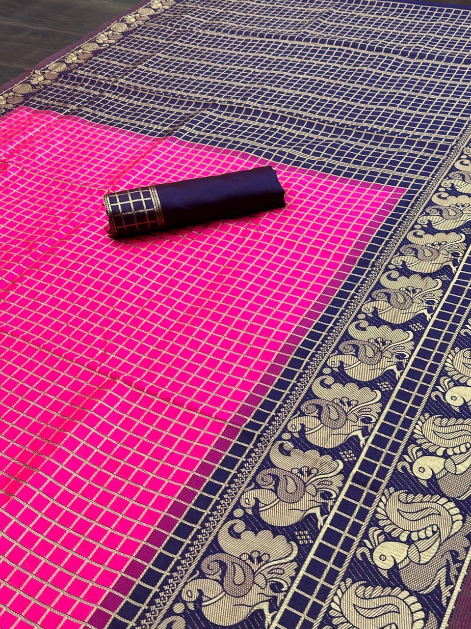 Pink Soft Silk Saree With Jacquard Work