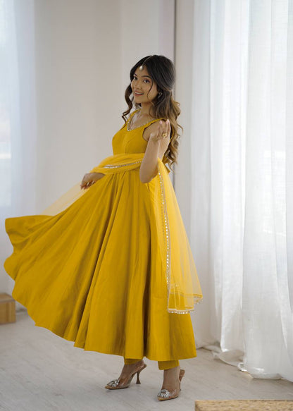 Kishika Yellow Color Anarkali Suit Set [Sleeves Fabric Attached]