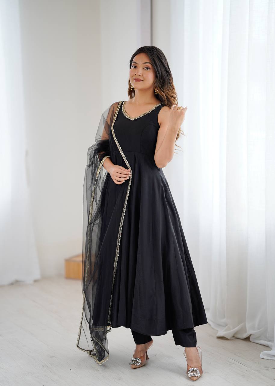 Kiyara Black Color Anarkali Suit Set [Sleeves Fabric Attached]
